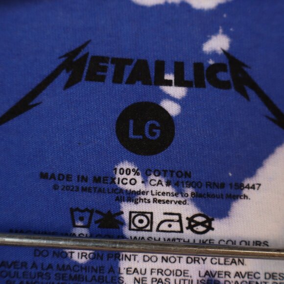 METALLICA -Official Master of Puppets T-Shirt - Excellent Condition Large - Blue - Picture 1 of 6